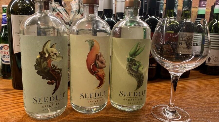 Discover the Top Bar in Chalfont St Peter – The Greyhound Inn