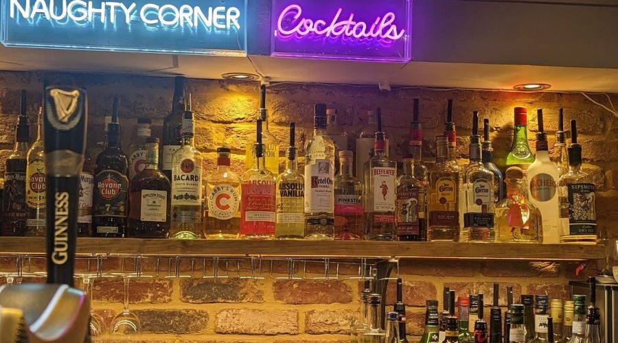 Why The Greyhound Inn Tops the List of Best Pubs Near Me