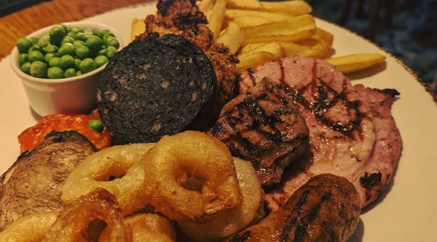 Savour the Finest Sunday Roast in Chalfont St Peter at The Greyhound Inn