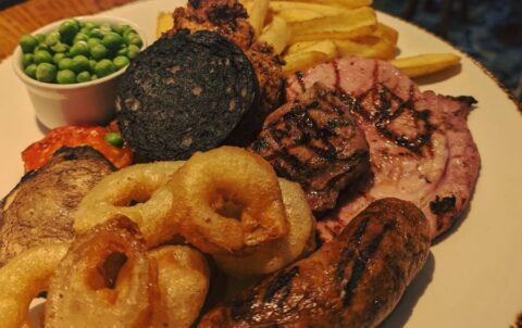 Top Spot for Sunday Roast in Gerrards Cross? Try The Greyhound Inn